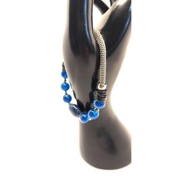 Beaded Bracelet Lapis Lazuli with Silver Chain - Picture 2 of 3